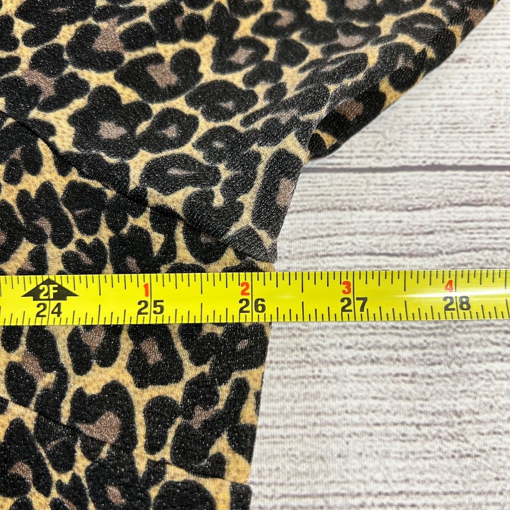 VIC USA EMBELLISHED LEOPARD TOP - Picture 7 of 9